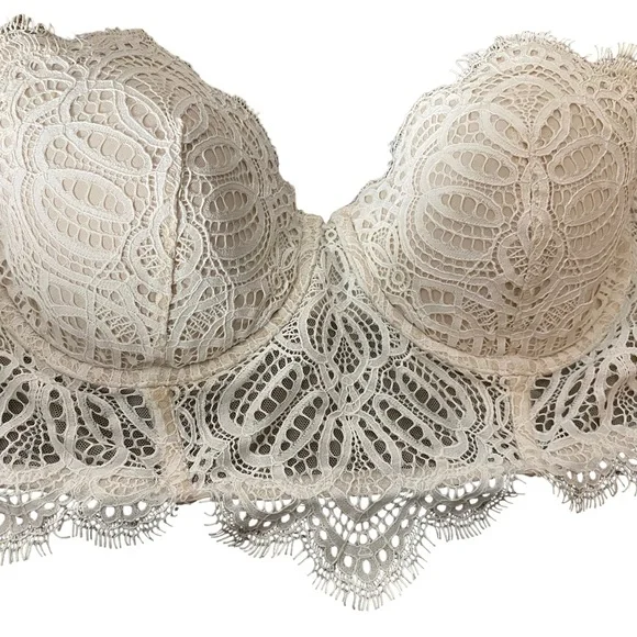 Elegant Cream Lace Bralette - Picture 7 of 13